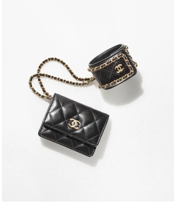 Chanel Flap Card Holder With Cuff: Wristlet Bag with Leather CC Cuff – RUNWAY Piece